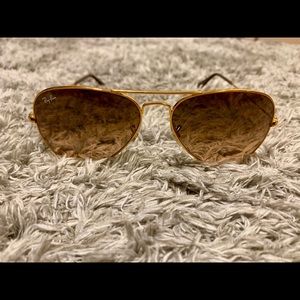 Aviator Gradient Ray-Bans